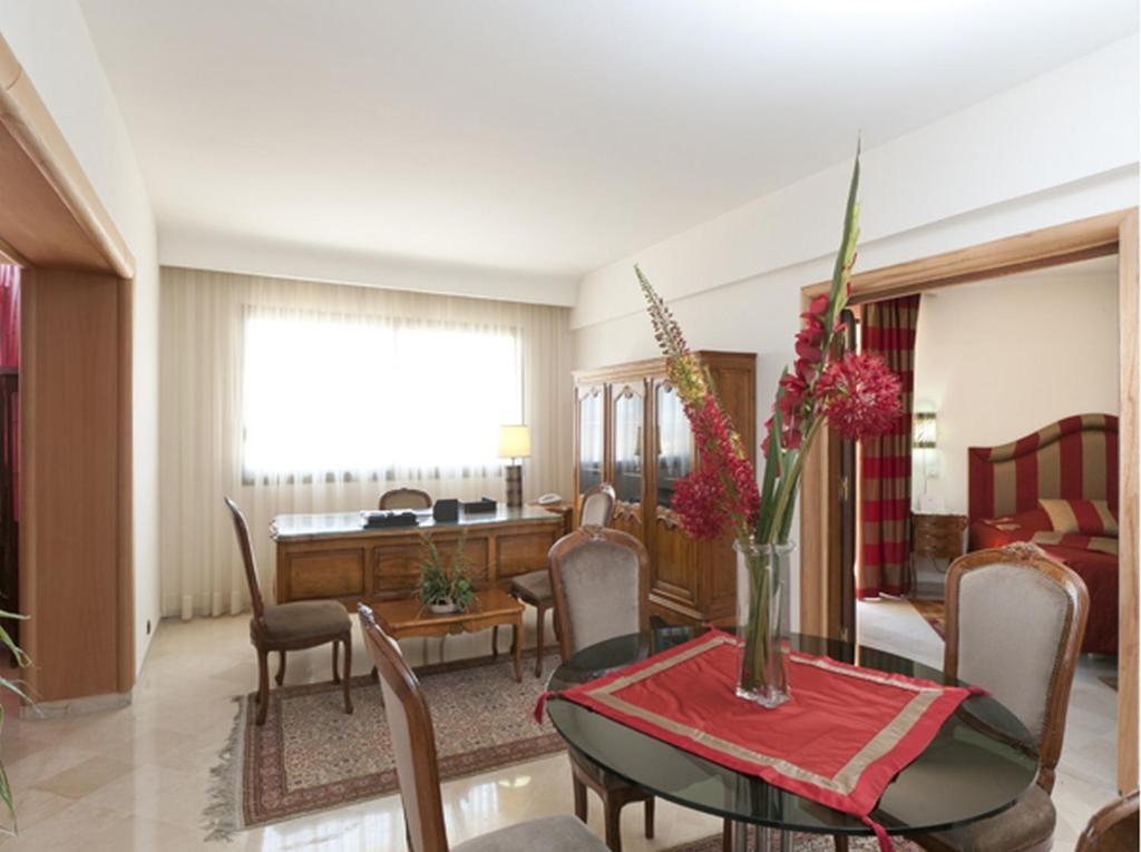 Diplomat Hotel ตูนิส ภายนอก รูปภาพ